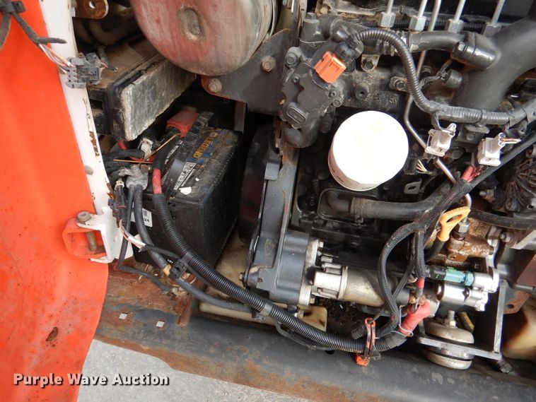 image for item DN5381 2014 Bobcat S450  skid steer loader