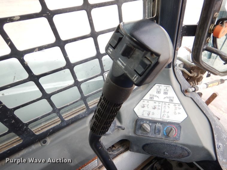 image for item DN5381 2014 Bobcat S450  skid steer loader