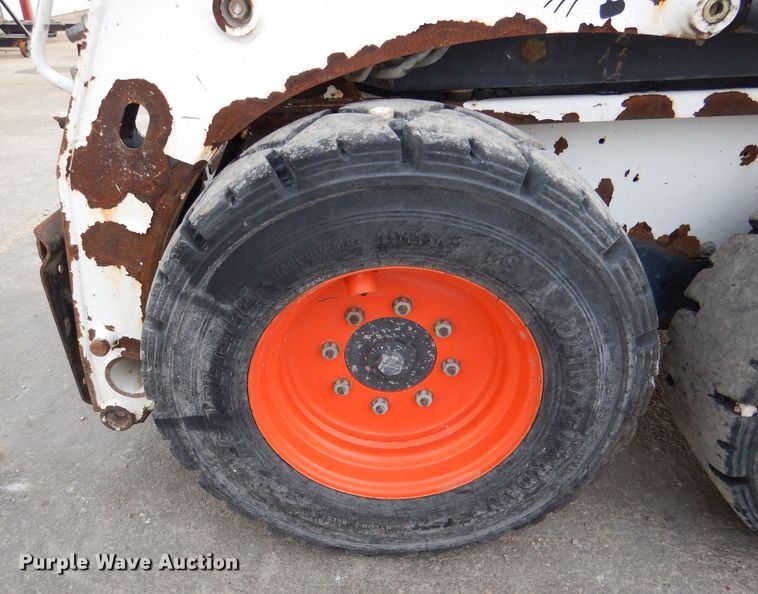 image for item DN5381 2014 Bobcat S450  skid steer loader