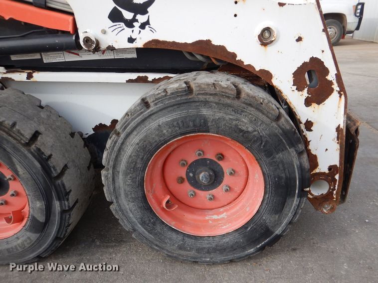image for item DN5381 2014 Bobcat S450  skid steer loader