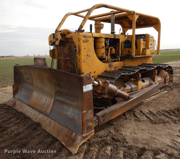 image for item DN5382 1964 Caterpillar D7E  dozer