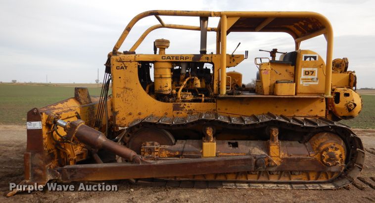 image for item DN5382 1964 Caterpillar D7E  dozer