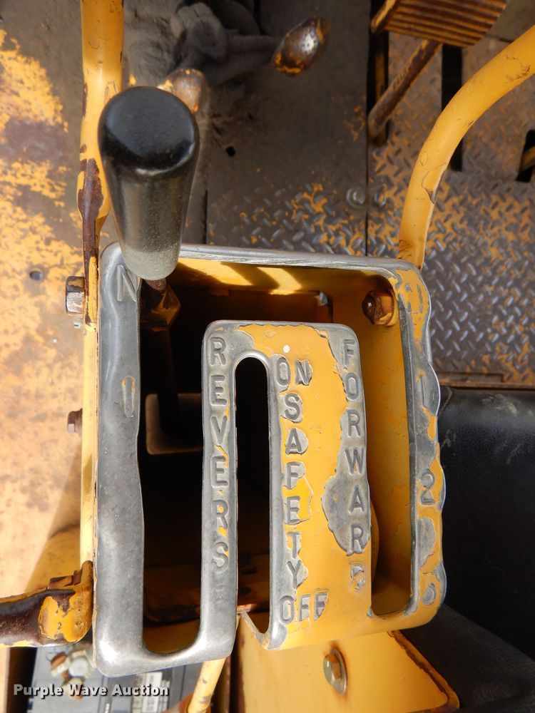 image for item DN5382 1964 Caterpillar D7E  dozer