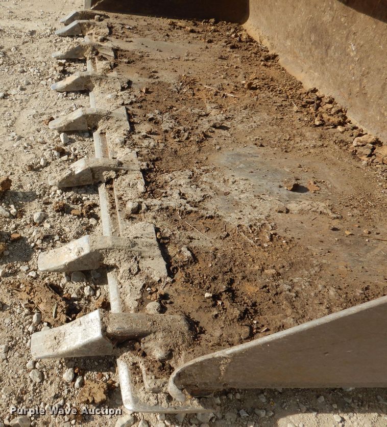 image for item DN5384 2018 New Holland C245  tracked skid steer loader