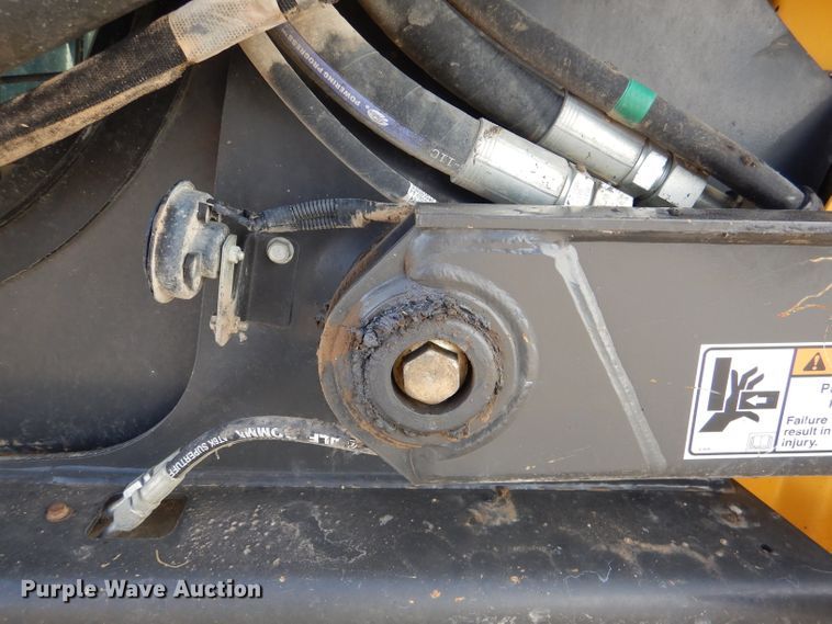 image for item DN5384 2018 New Holland C245  tracked skid steer loader