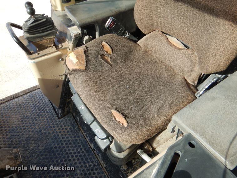 image for item DN5385 2004 Caterpillar 973C  track loader