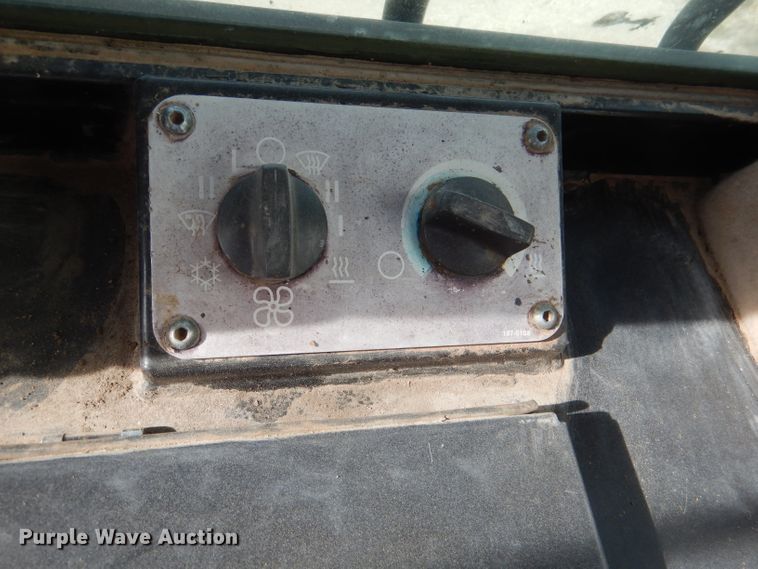 image for item DN5385 2004 Caterpillar 973C  track loader