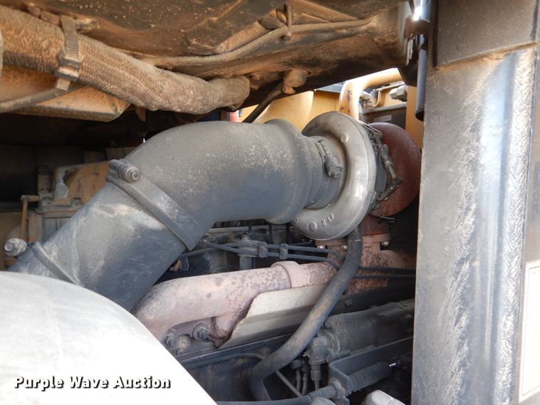 image for item DN5385 2004 Caterpillar 973C  track loader