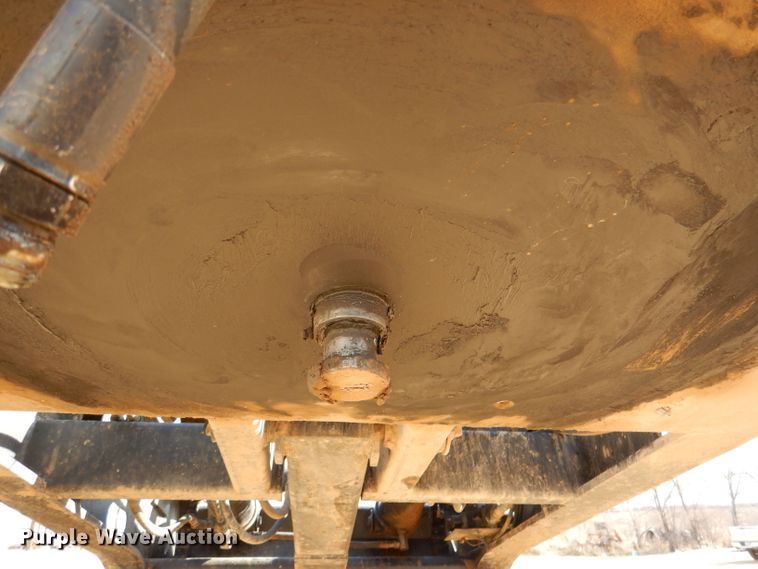 image for item DN5403 1999 XL Specialized X-L 70HDG  lowboy equipment trailer