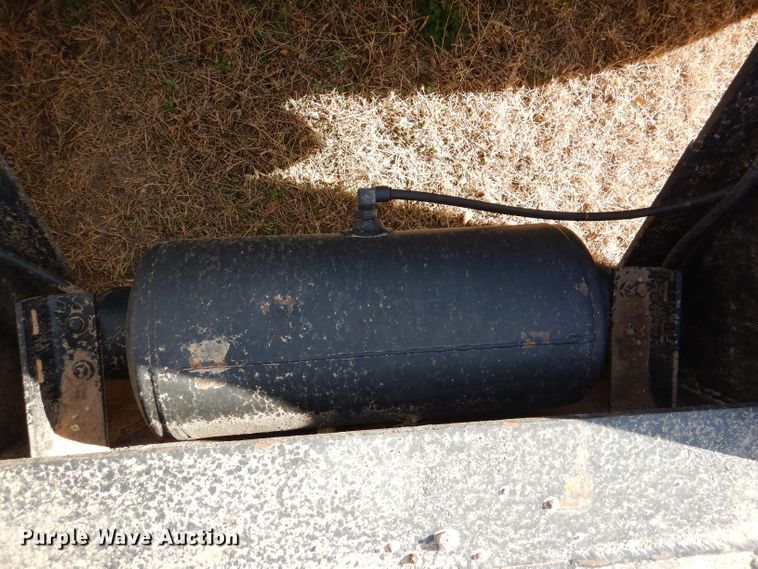 image for item DN5403 1999 XL Specialized X-L 70HDG  lowboy equipment trailer