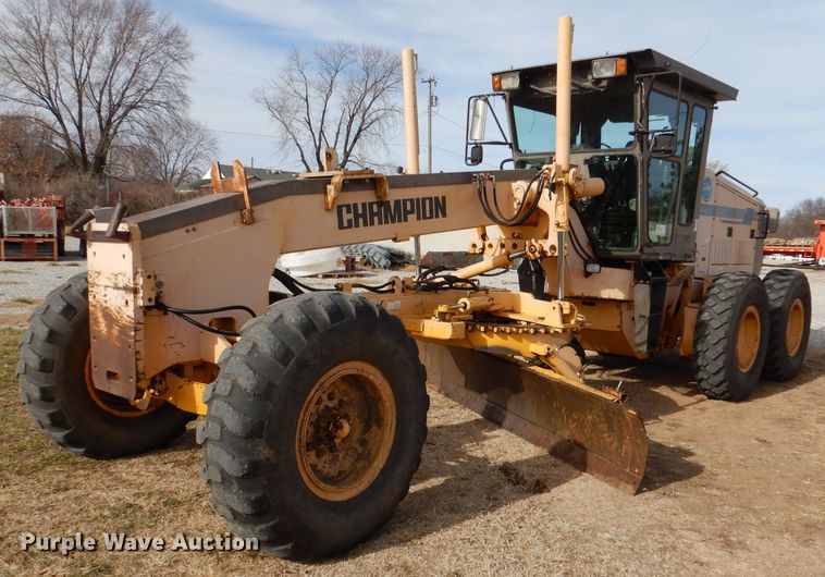 image for item DN5404 Champion 720A  VHP motor grader