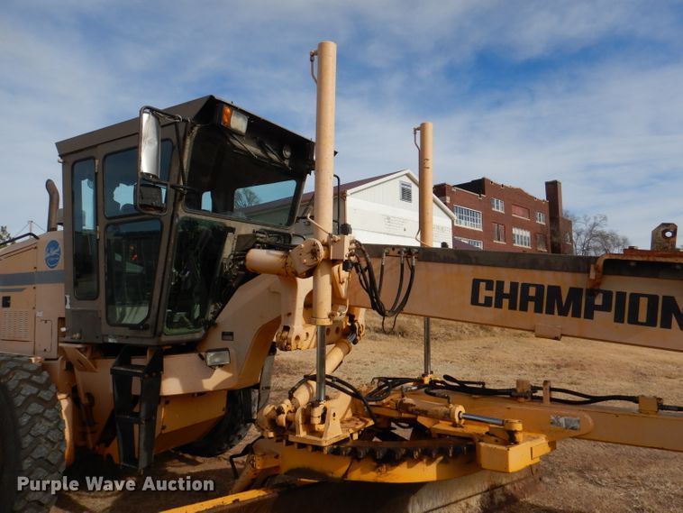 image for item DN5404 Champion 720A  VHP motor grader