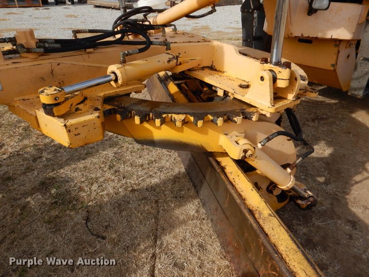 image for item DN5404 Champion 720A  VHP motor grader