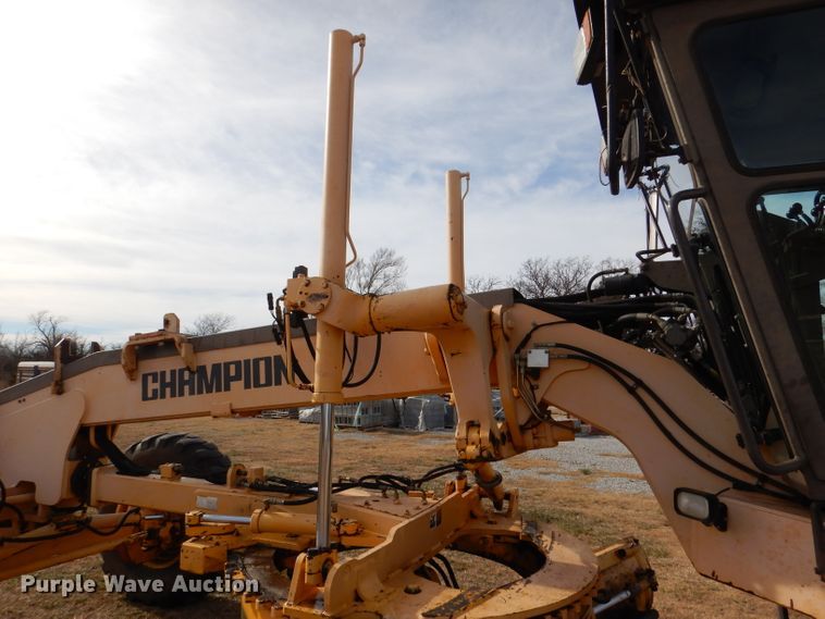 image for item DN5404 Champion 720A  VHP motor grader