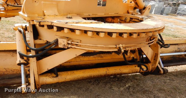 image for item DN5404 Champion 720A  VHP motor grader