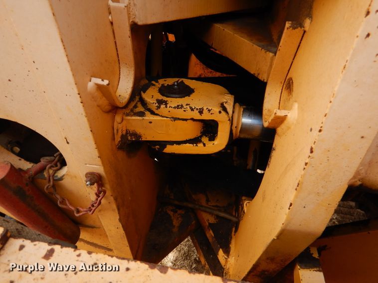 image for item DN5404 Champion 720A  VHP motor grader