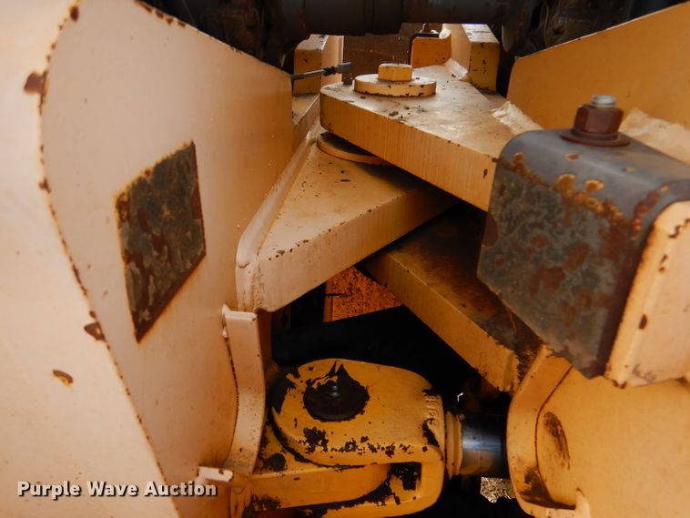 image for item DN5404 Champion 720A  VHP motor grader