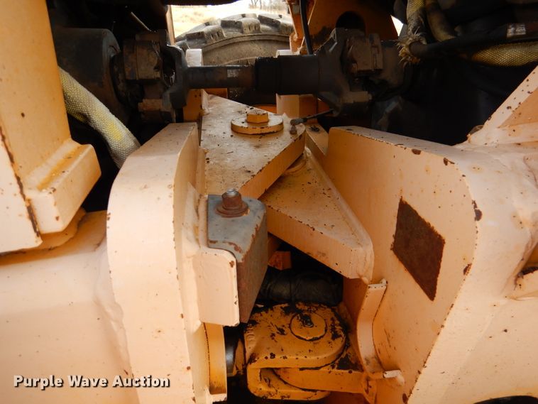 image for item DN5404 Champion 720A  VHP motor grader