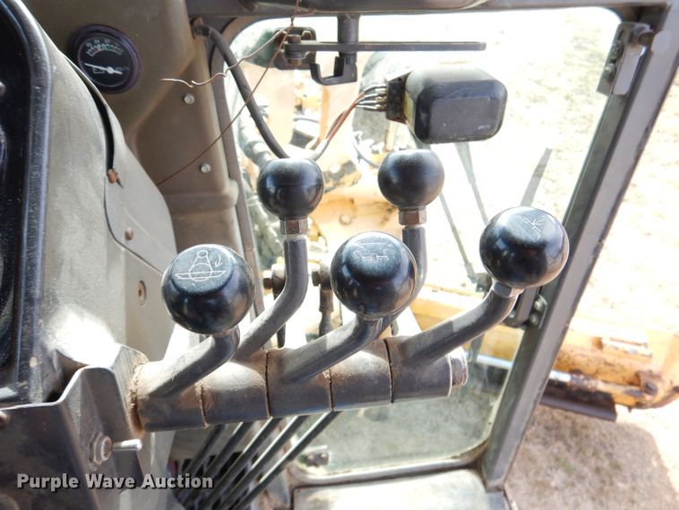 image for item DN5404 Champion 720A  VHP motor grader