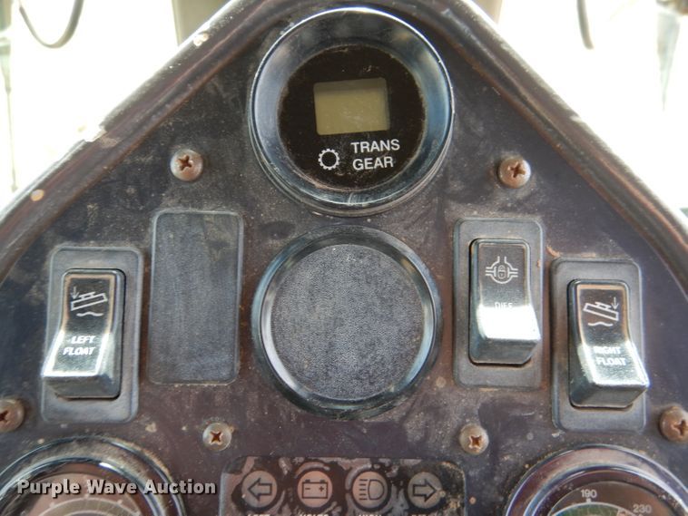 image for item DN5404 Champion 720A  VHP motor grader