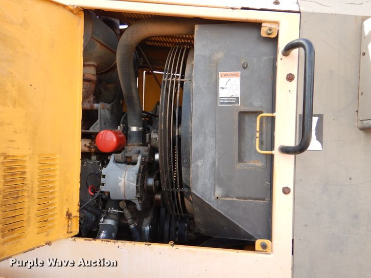 image for item DN5404 Champion 720A  VHP motor grader