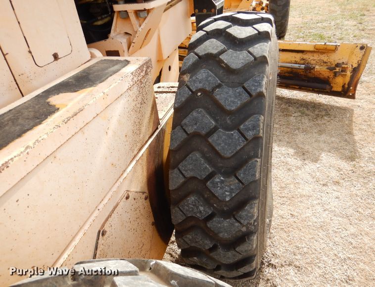 image for item DN5404 Champion 720A  VHP motor grader