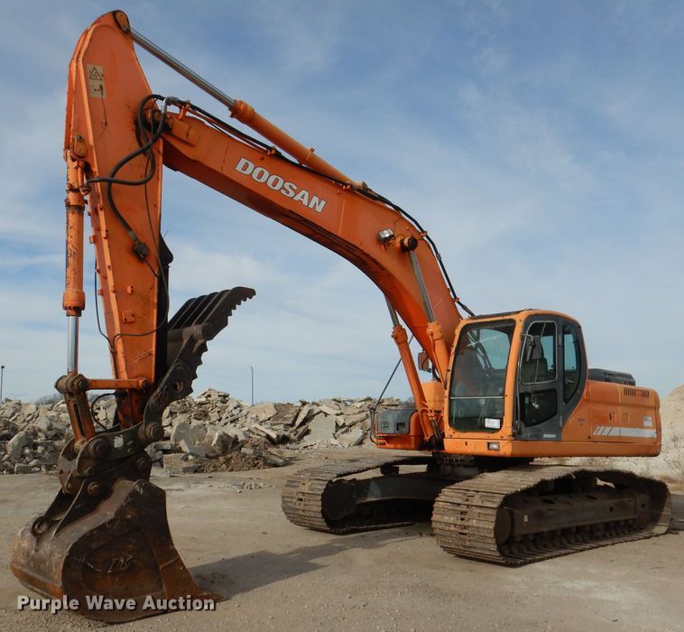 image for item DN5406 2007 Doosan DX255LC  excavator