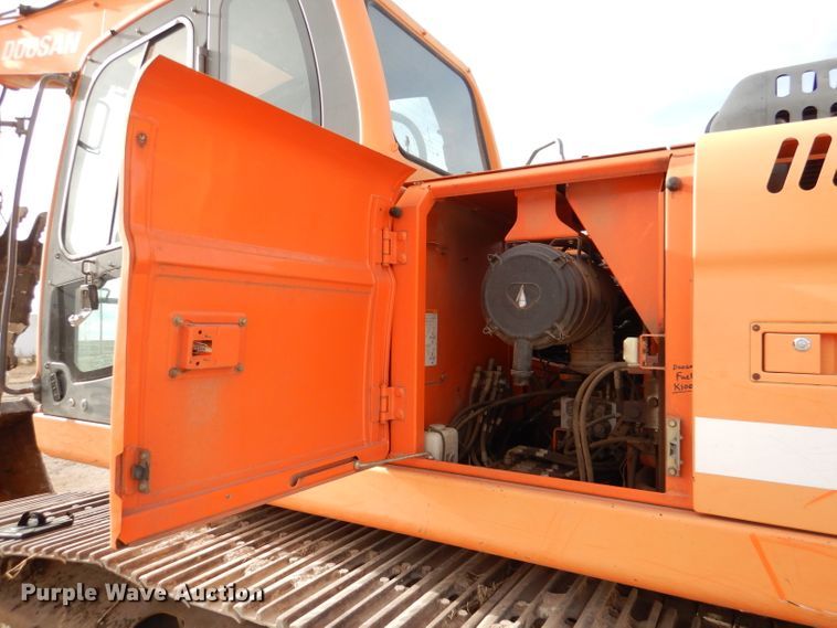 image for item DN5406 2007 Doosan DX255LC  excavator