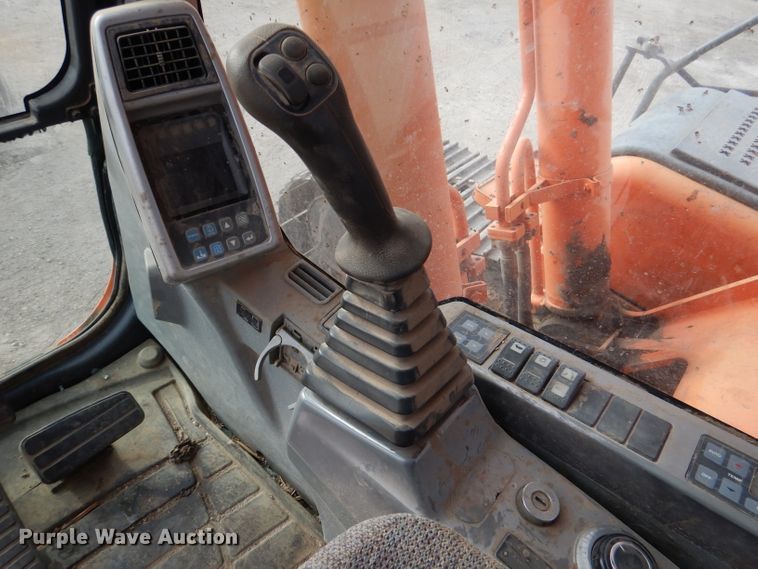 image for item DN5406 2007 Doosan DX255LC  excavator