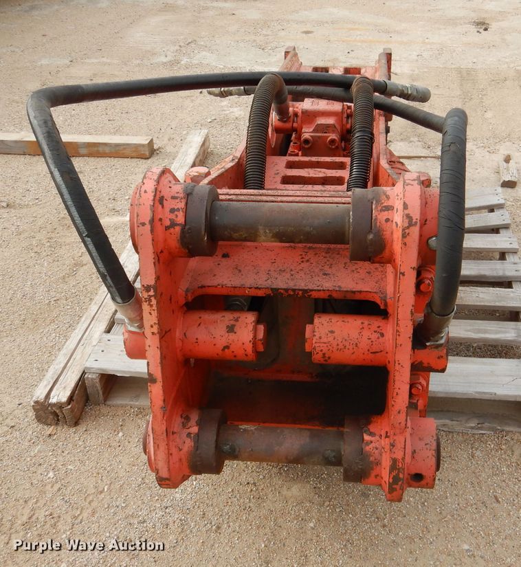 image for item DN5423 NPK E-208  breaker