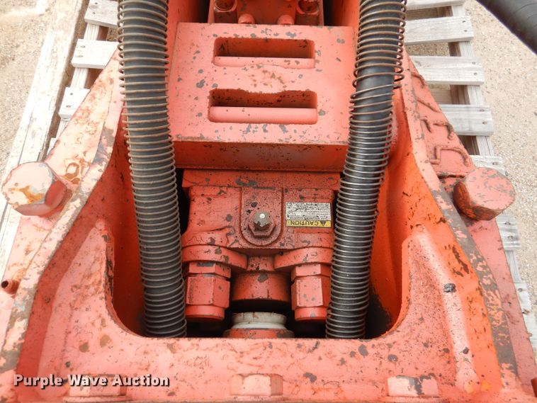 image for item DN5423 NPK E-208  breaker