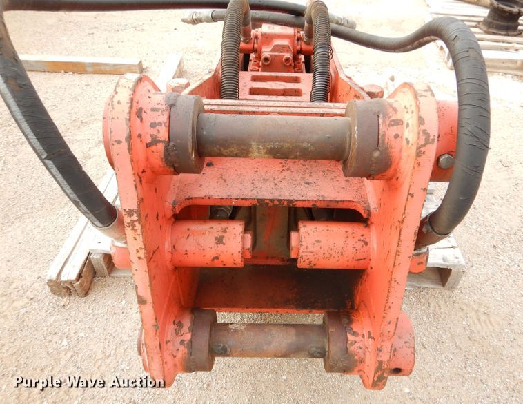 image for item DN5423 NPK E-208  breaker