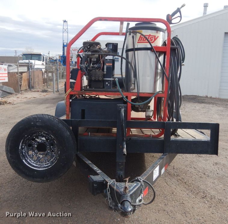 image for item DN6255 2001 Diamond T  equipment trailer with pressure washer