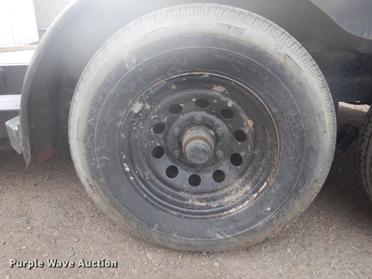 image for item DN6255 2001 Diamond T  equipment trailer with pressure washer