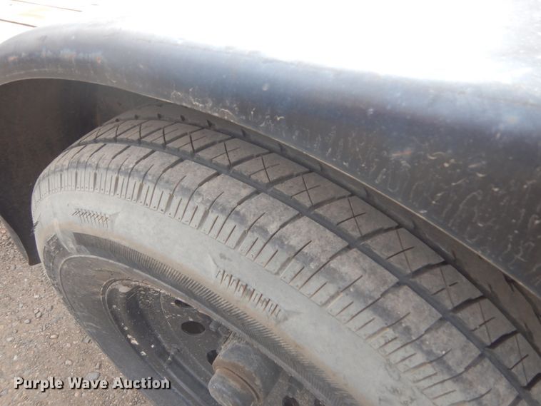 image for item DN6255 2001 Diamond T  equipment trailer with pressure washer