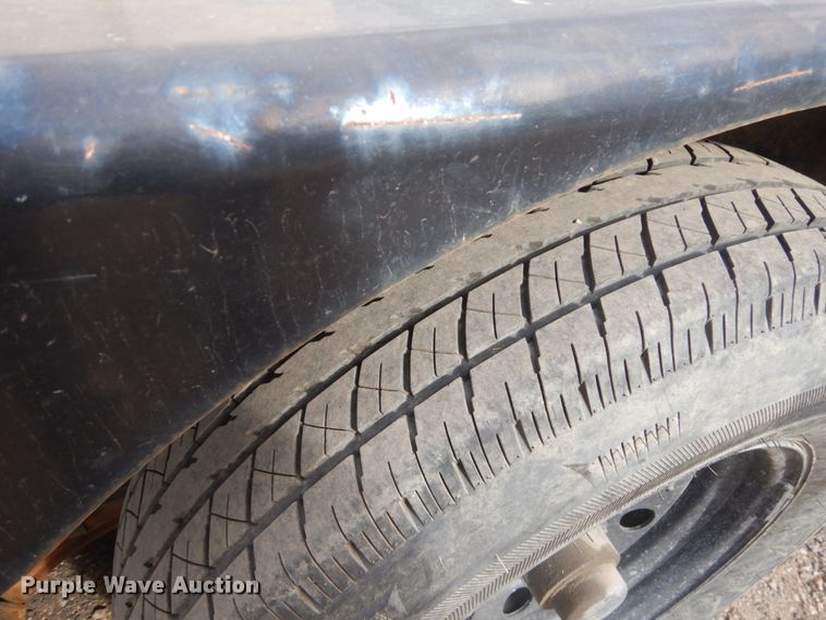 image for item DN6255 2001 Diamond T  equipment trailer with pressure washer