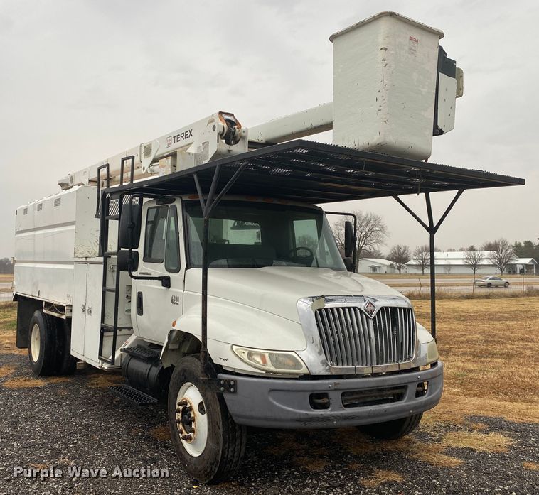 image for item DN6604 2007 International 4300  forestry bucket truck
