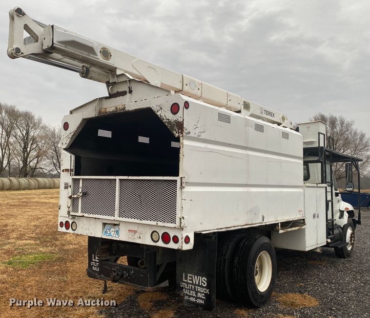 image for item DN6604 2007 International 4300  forestry bucket truck