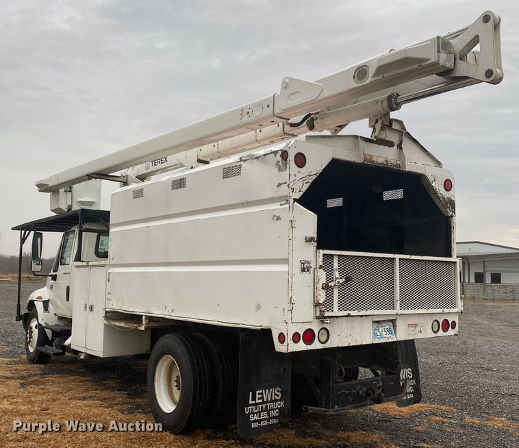 image for item DN6604 2007 International 4300  forestry bucket truck