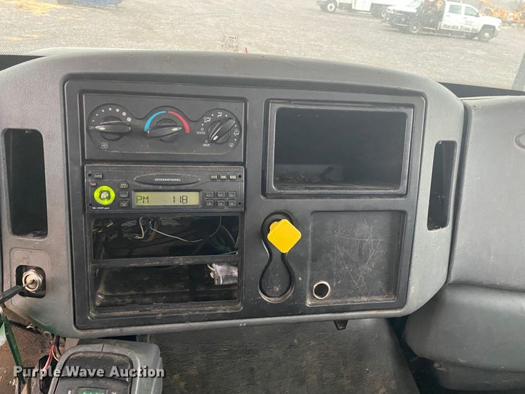 image for item DN6604 2007 International 4300  forestry bucket truck