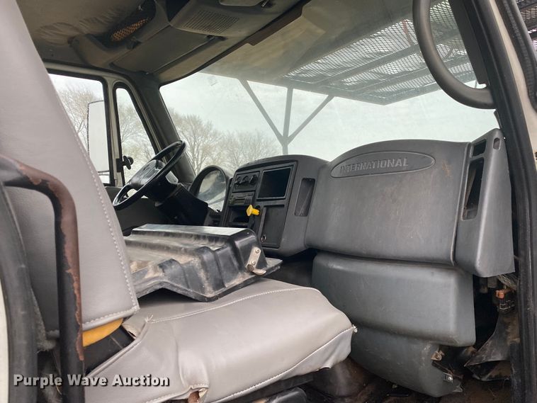 image for item DN6604 2007 International 4300  forestry bucket truck