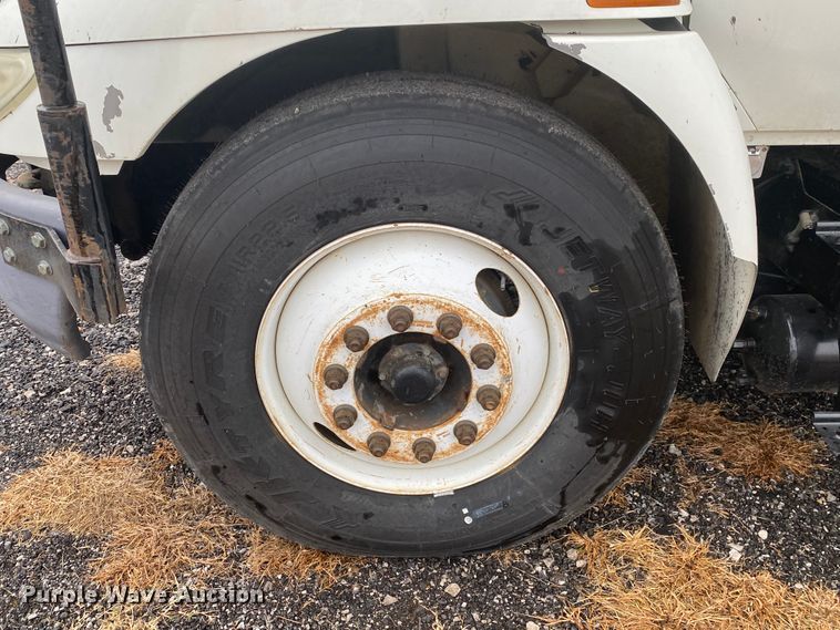 image for item DN6604 2007 International 4300  forestry bucket truck