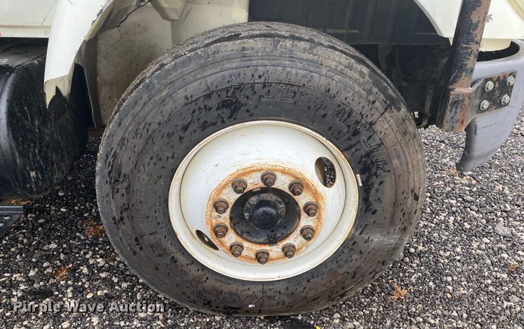 image for item DN6604 2007 International 4300  forestry bucket truck