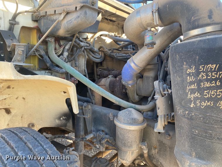 image for item DN6605 1999 Freightliner FL60  bucket truck