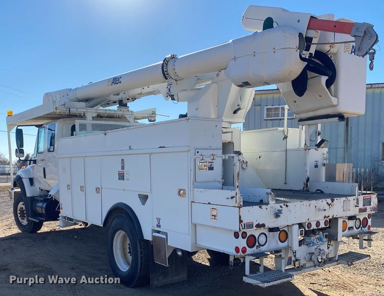 image for item DN6606 2010 International Work Star 7300  bucket truck