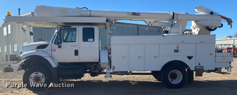 image for item DN6606 2010 International Work Star 7300  bucket truck