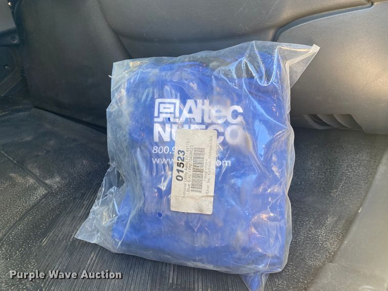 image for item DN6606 2010 International Work Star 7300  bucket truck