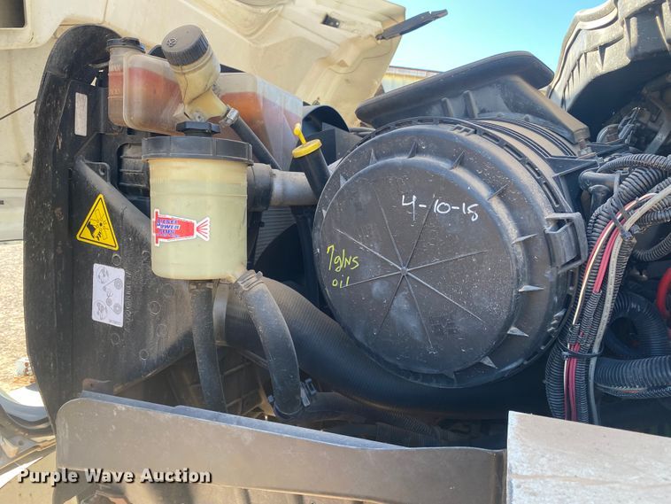 image for item DN6606 2010 International Work Star 7300  bucket truck