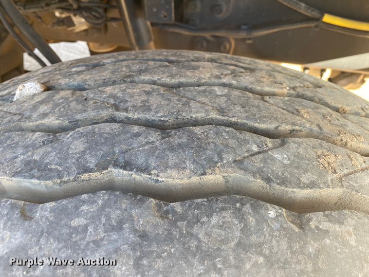 image for item DN6606 2010 International Work Star 7300  bucket truck