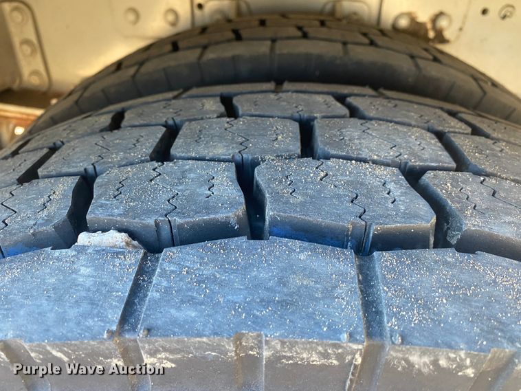 image for item DN6606 2010 International Work Star 7300  bucket truck